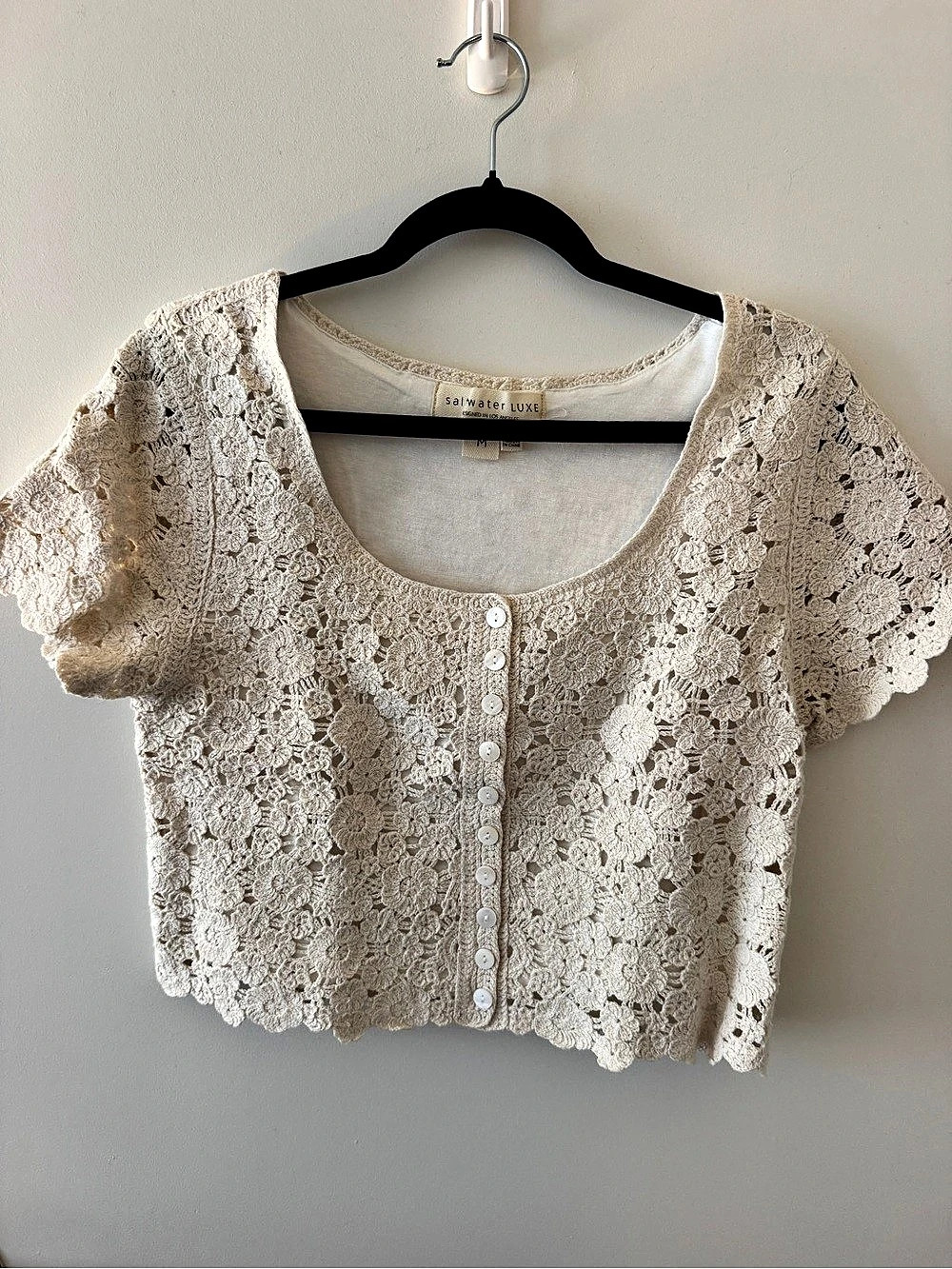 Saltwater Luxe Floral Lace Top in Cream Medium Like New